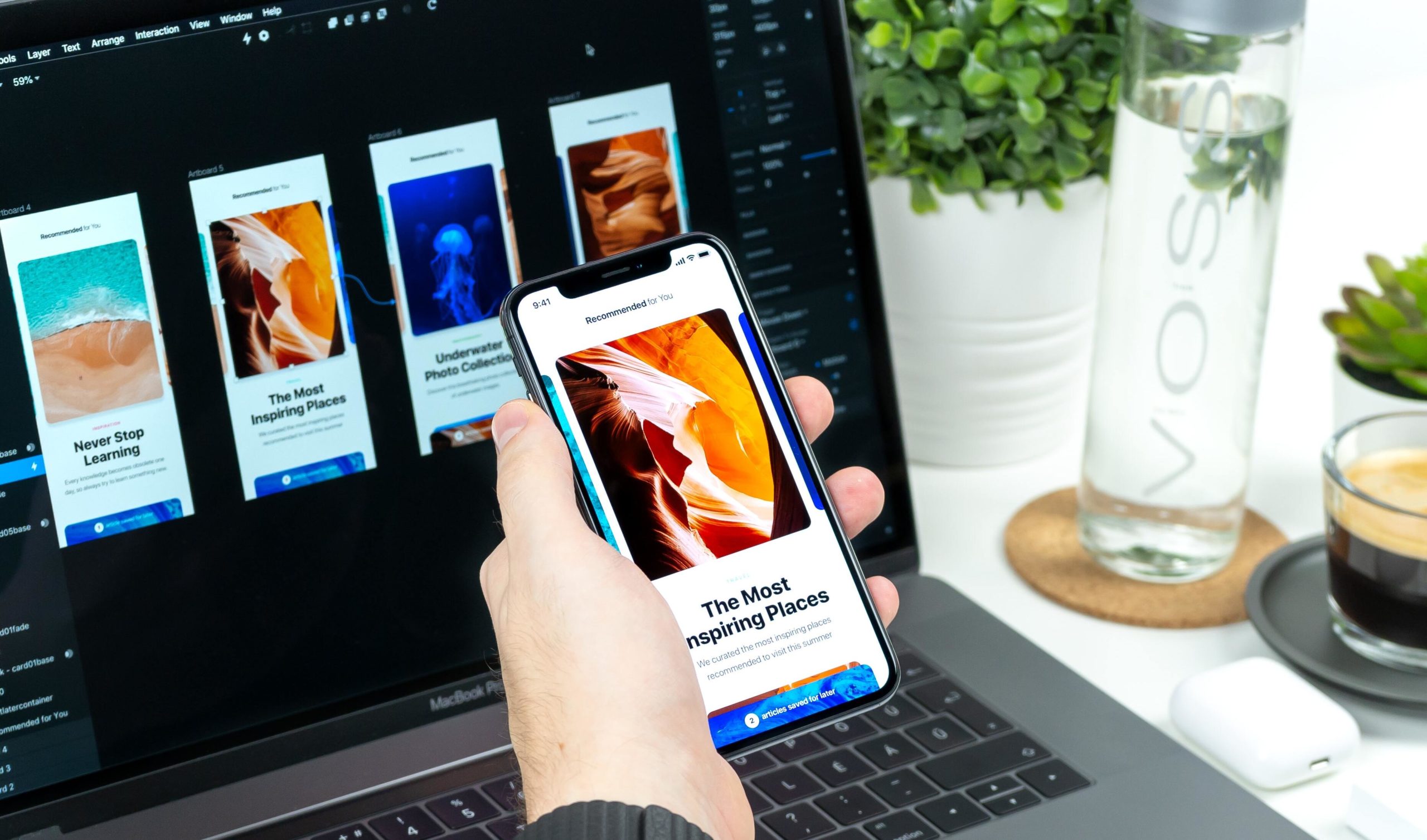daniel-korpai-mxPiMiz7KCo-unsplash (1) Mock-ups de design pour navigation mobile